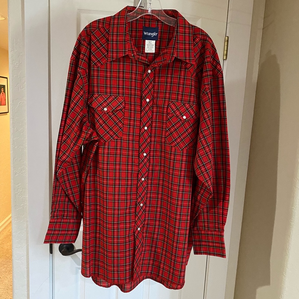 Men’s Wrangler western shirt size 19x36 Tall